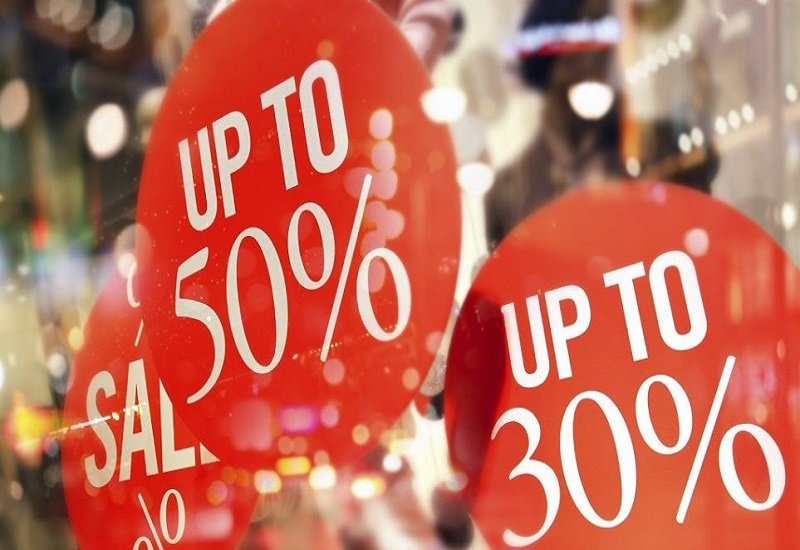 Ξεκινούν οι θερινές εκπτώσεις – Οδηγίες από τον Εμπορικό Σύλλογο Καστοριάς