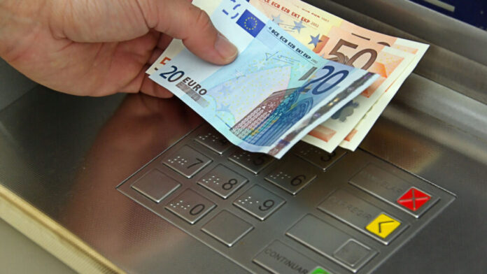 atm_euros_shutterstock_24748327
