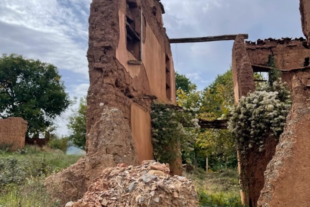 2ο Εργαστήρι Πλιθόκτιστων κατασκευών στα Κορέστεια από την Π.Ε. Καστοριάς