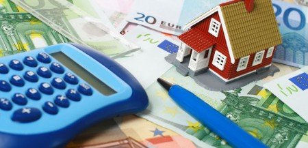 Eλεγχοι «πόθεν έσχες» σε όσους αγόρασαν ακίνητα με μετρητά