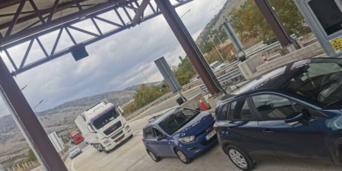 380168315_886421186157198_8616818595086511639_n-750x375