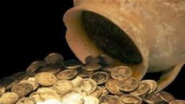 Ψάχνουν για κρυμμένο θησαυρό στα Γρεβενά: Λίρες Αγγλίας από την περίοδο της κατοχής..