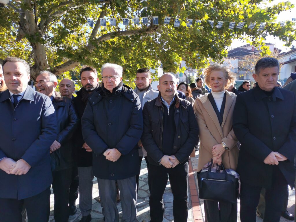 Από τη Χάλκη ως το Νεστόριο, με επίκεντρο τον Πλάτανο Τρικάλων, τα 34α Ελευθέρια (φωτογραφίες)