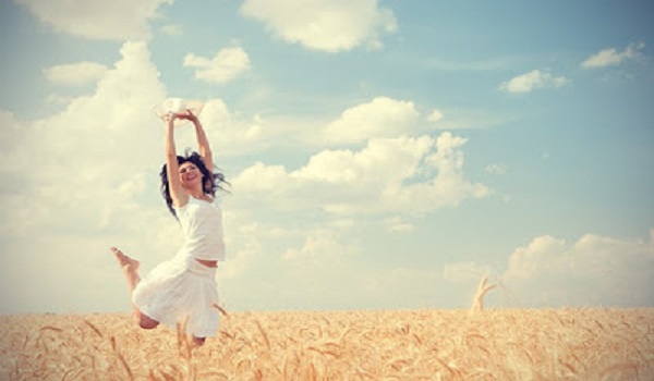 Μακροζωία: 8 συνήθειες που μας χαρίζουν χρόνια ζωής