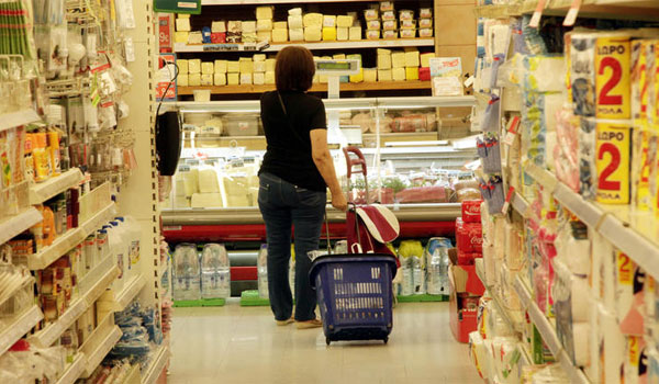 Ακρίβεια: Ξέφρενο ράλι τιμών σε φρούτα και λαχανικά