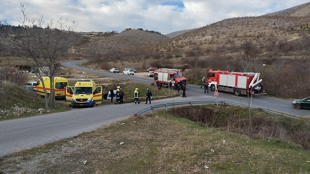 Τροχαίο ατύχημα έξω από τη Σιάτιστα