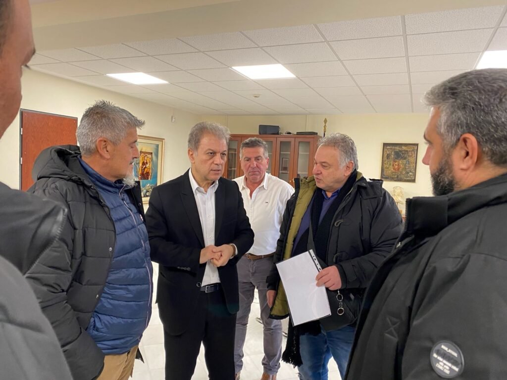 Επίδοση ψηφίσματος Αγροτοκτηνοτρόφων  στον Περιφερειάρχη Δυτικής Μακεδονίας    