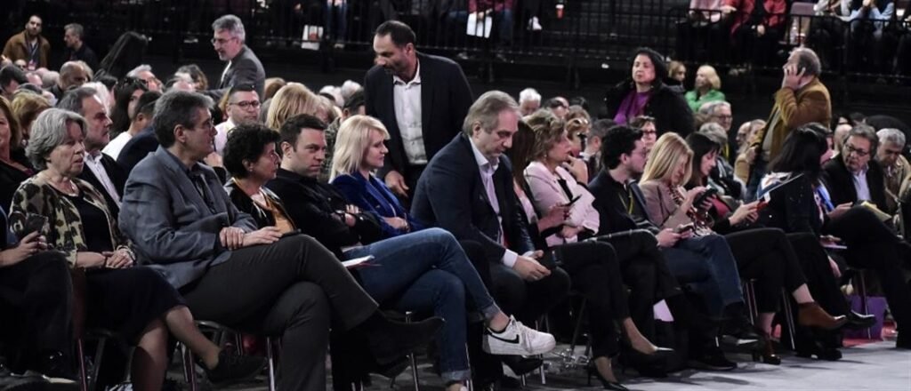 ΣΥΡΙΖΑ: Το Συνέδριο είπε “όχι” σε εκλογές για Πρόεδρο