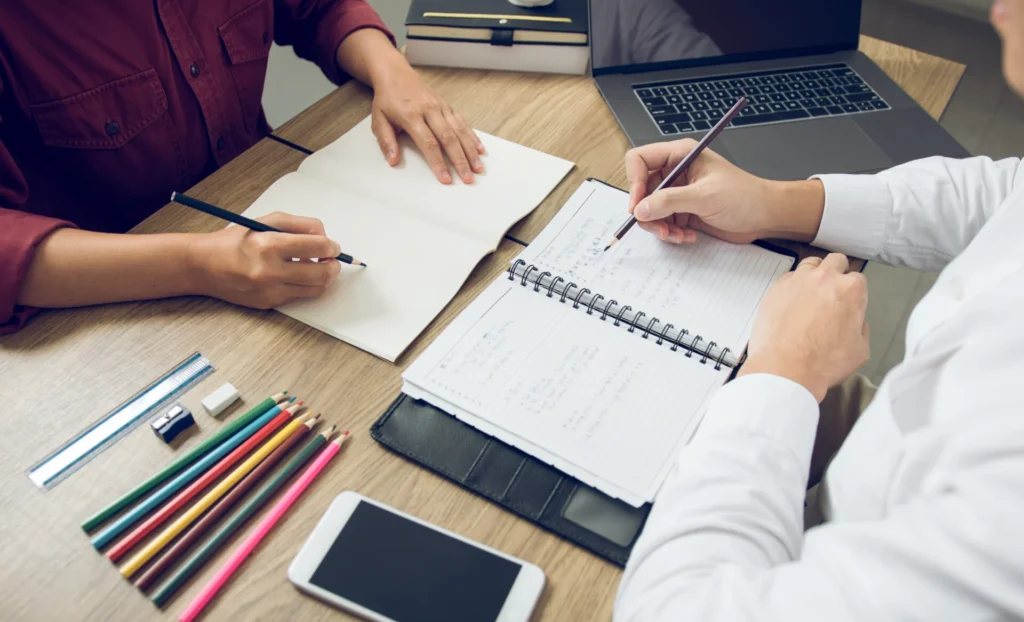 Μη κρατικά πανεπιστήμια: Τα δίδακτρα και οι οικονομικές επιπτώσεις