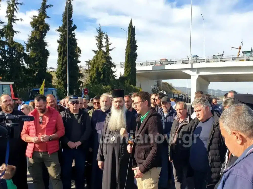 Μητροπολίτης Συμεών – Ο “άγιος των μπλόκων”
