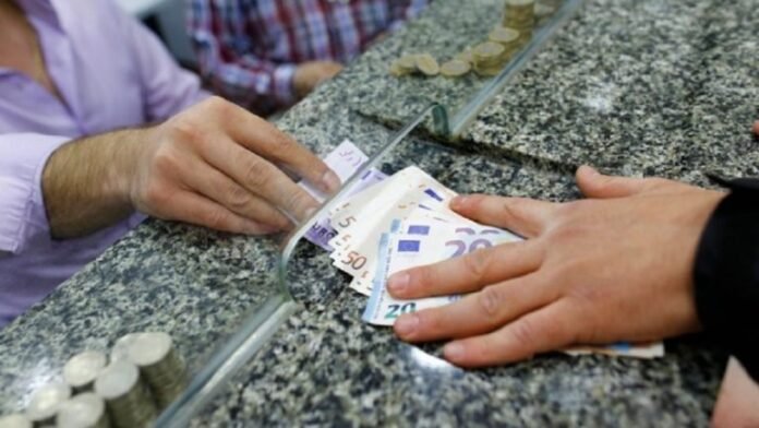 χρήματα-768x433-1