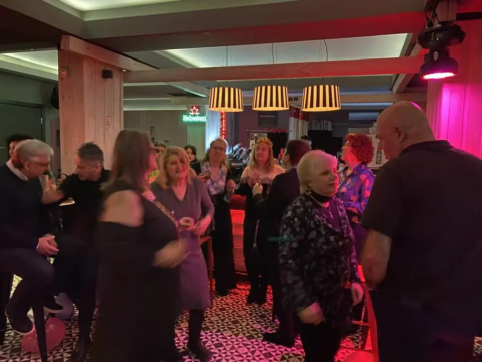 Οι συμμαθητές 1982 έκοψαν τη βασιλόπιτα! (φωτογραφίες)