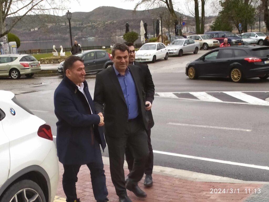 Ο Πύρρος Δήμας στην Περιφερειακή Ενότητα Καστοριάς! (φώτο – βίντεο)