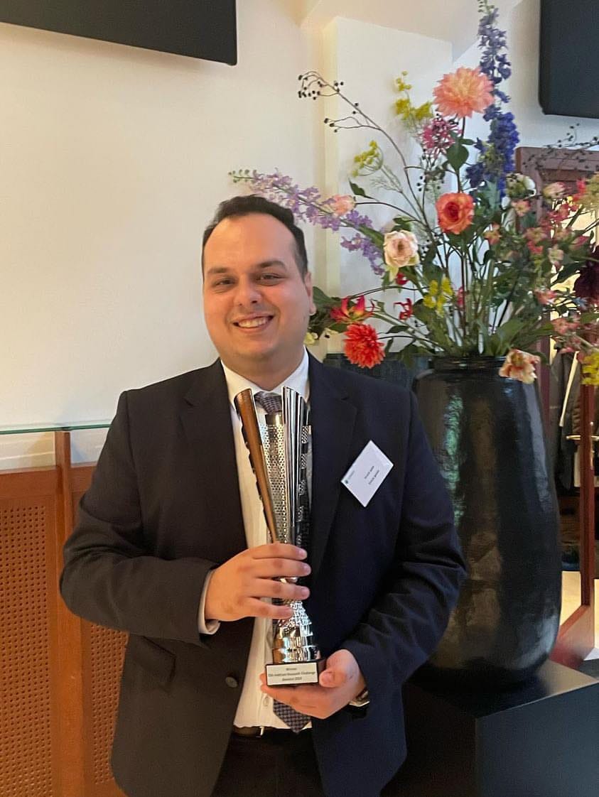 Ο Καστοριανός Ηλίας Σίμος πρώτος στον διαγωνισμό CFA Research Challenge του χρηματιστηρίου του Άμστερνταμ  (φώτο – βίντεο)