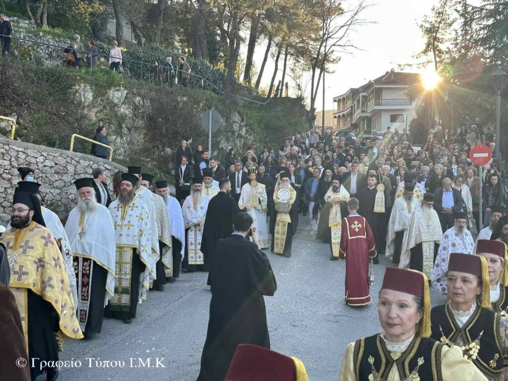 Ἡ Καστοριὰ ὑποδέχθηκε τὴν Τιμία Κάρα τοῦ Ἁγίου Καλλινίκου Ἐπισκόπου Ἐδέσσης