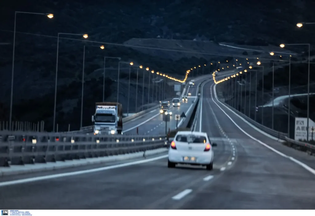 Εγνατία οδός: Διακοπή κυκλοφορίας των οχημάτων αύριο από  Βέροια έως Πολύμυλο λόγω διέλευσης ανεμογεννητριών