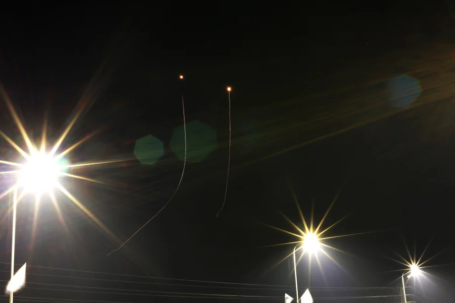 Πώς επηρεάζει την ελληνική οικονομία η νέα ανάφλεξη στη Μέση Ανατολή