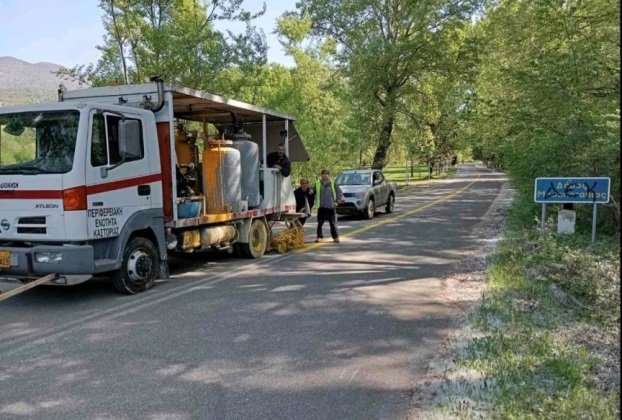 Διαγραμμίσεις οδικού δικτύου από την Περιφερειακή Ενότητα Καστοριάς.