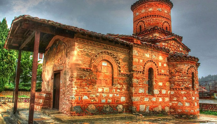 koumpelidiki-696x398