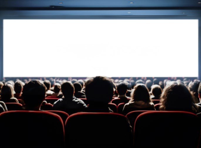 Στο ίδιο έργο θεατές!