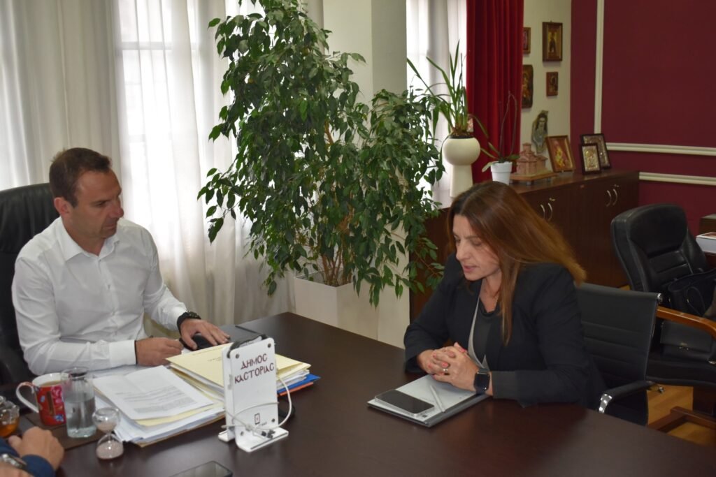 Συνάντηση του Δημάρχου Καστοριάς με την Υποδιοικήτρια της Δ.ΥΠ.Α για την αντιμετώπιση της ανεργίας και νέα προγράμματα απασχόλησης