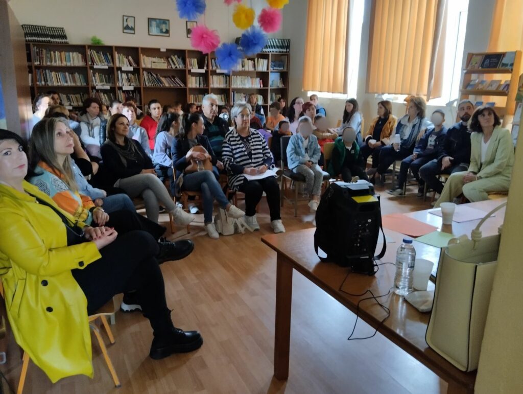 Παπαδοπούλειος βιβλιοθήκη Πενταβρύσου:>