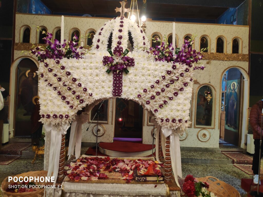 Ο εντυπωσιακός Επιτάφιος στους Αμπελόκηπους Καστοριάς (φωτογραφίες)