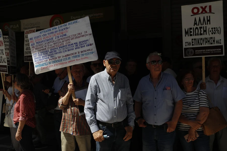 Πότε έρχονται τα νέα όρια ηλικίας – Σύνταξη στα 66 με 40 έτη ασφάλισης