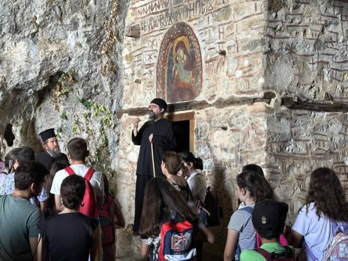 33DFBA07-751A-4919-9C03-5F051EF0E27C