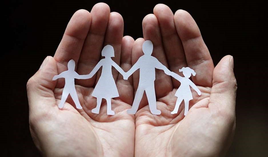 Επίδομα παιδιού Α21: Άνοιξε η πλατφόρμα για νέες αιτήσεις