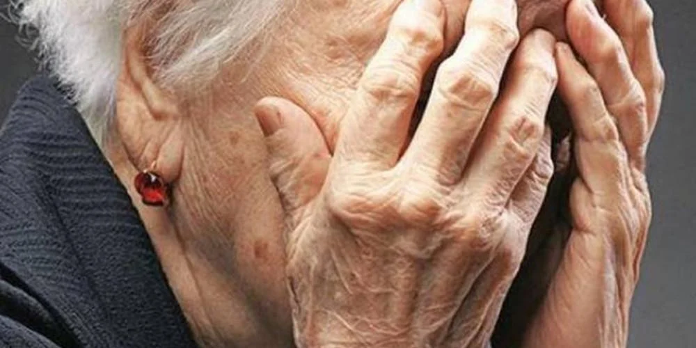 Καστοριά: Παραλίγο να είναι θύμα απάτης μια 80χρονη – Την έσωσε η κόρη της