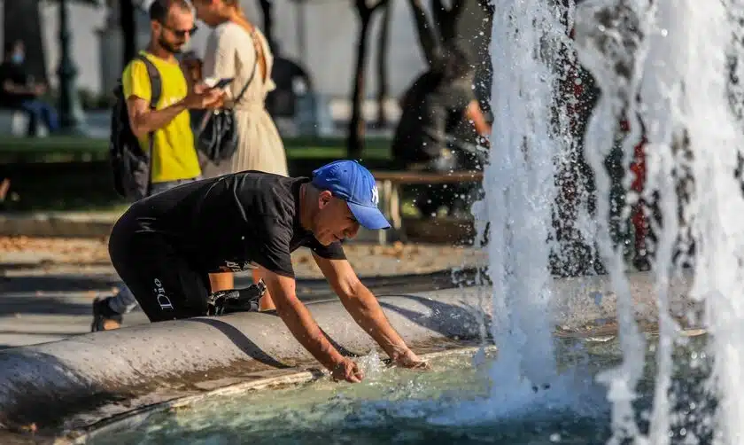 Καιρός: Με υψηλές θερμοκρασίες και μποφόρ σήμερα Τρίτη