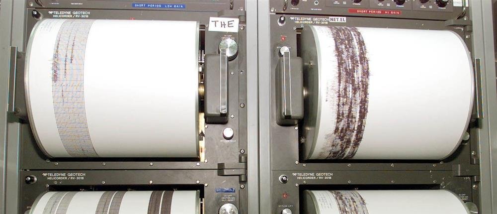 Ιαπωνία: Ισχυρός σεισμός και προειδοποίηση για τσουνάμι