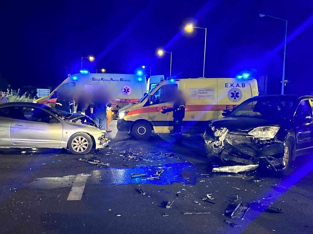 Καστοριά: Σοβαρό τροχαίο με αρκετούς τραυματίες – Επέβαινε βρέφος στο ένα ΙΧ