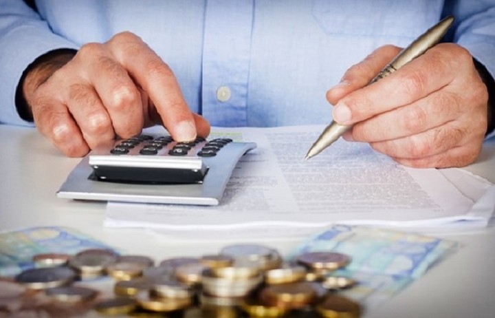 Έρχονται αλλαγές στο τεκμαρτό εισόδημα για 735.000 ελεύθερους επαγγελματίες