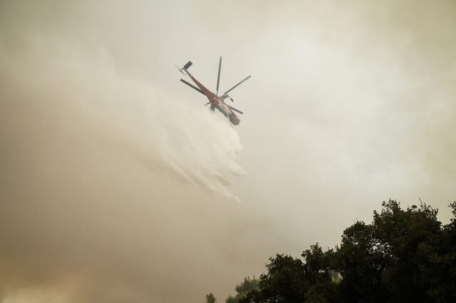 Φωτιά τώρα στη Βλάστη Κοζάνης
