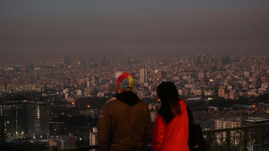Τι γνωρίζουμε έως τώρα για την επίθεση του Ισραήλ στο Ιράν