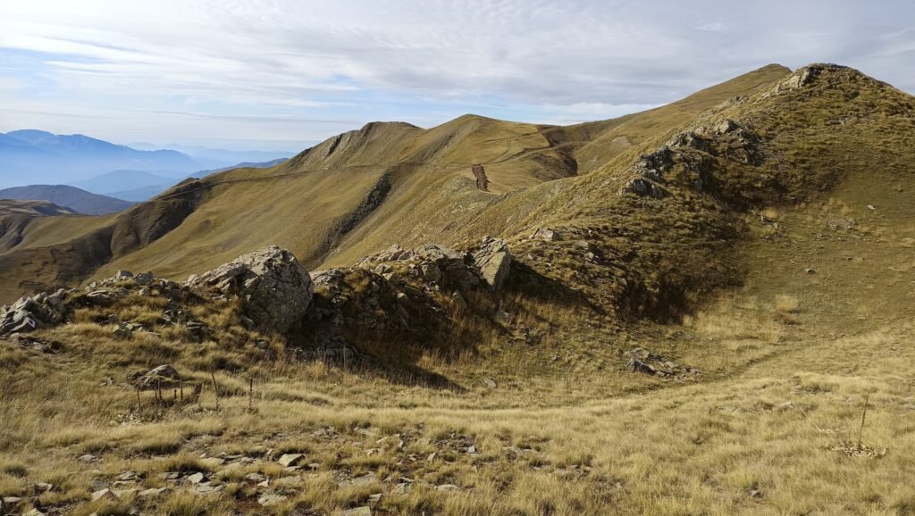 Γράμμος: Παρά την εισαγγελική παρέμβαση συνεχίζεται η διάνοιξη του δρόμου από την πλευρά της Ηπείρου