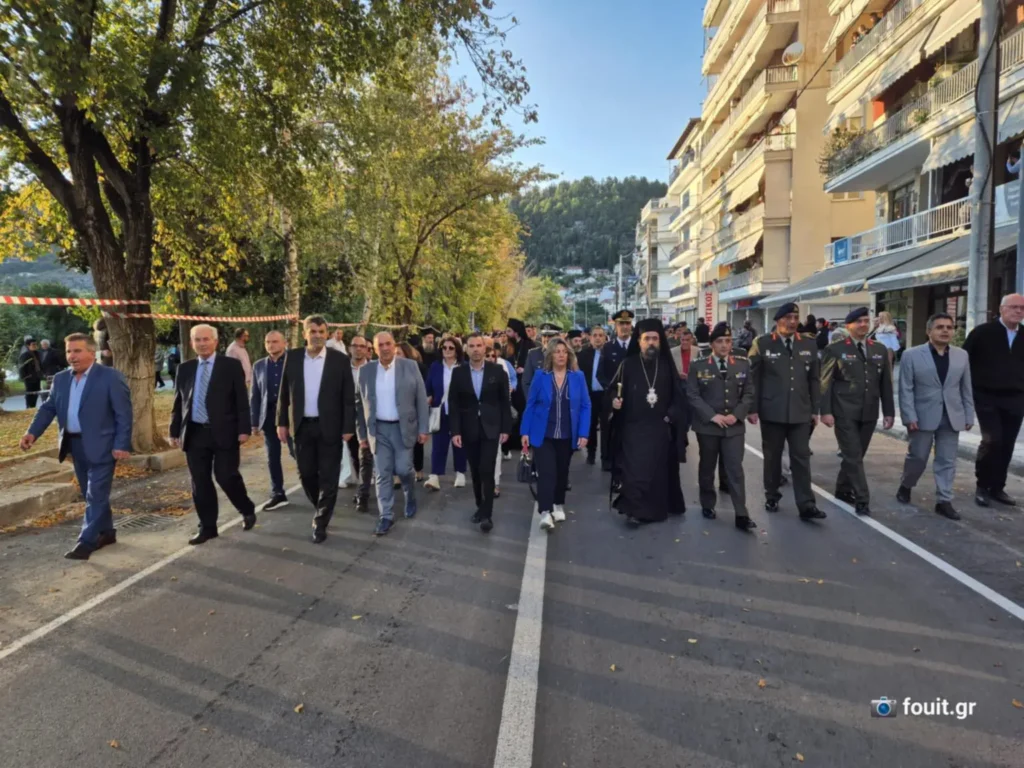 Η μεγάλη πομπή για τον Παύλο Μελά (σειρά φωτογραφιών – βίντεο)