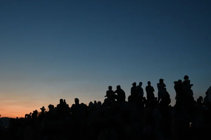 d6003f02f639bd788f7d44de4b933741_L