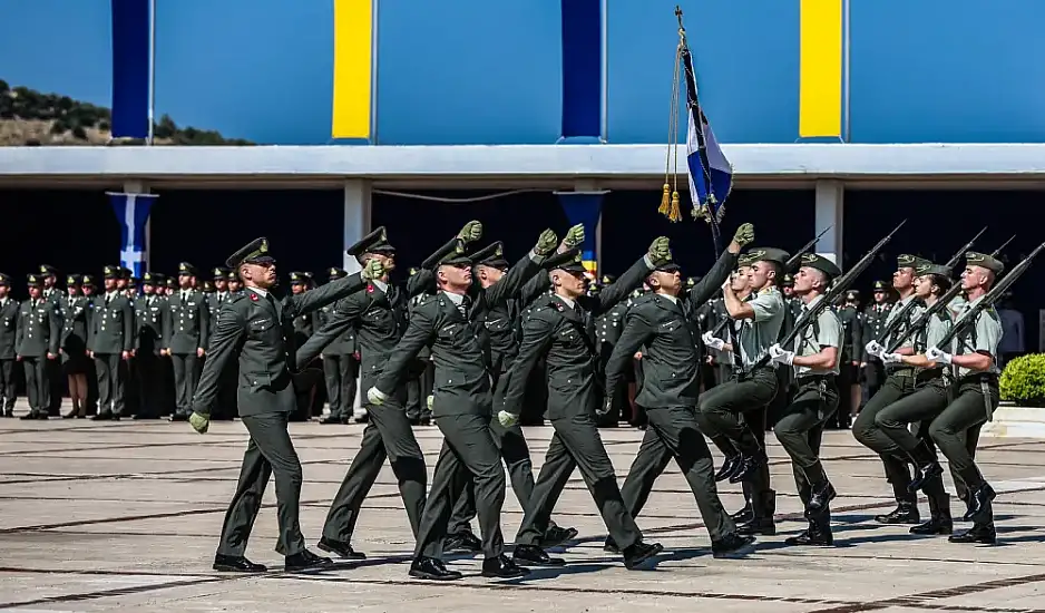 Κλείδωσαν οι αλλαγές στις στρατιωτικές σχολές – Τι αλλάζει στις Πανελλήνιες