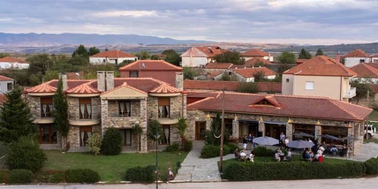 Η ανακοίνωση του Υπουργείου Τουρισμού για τις δηλητηριάσεις στο ξενοδοχείο της Φλώρινας