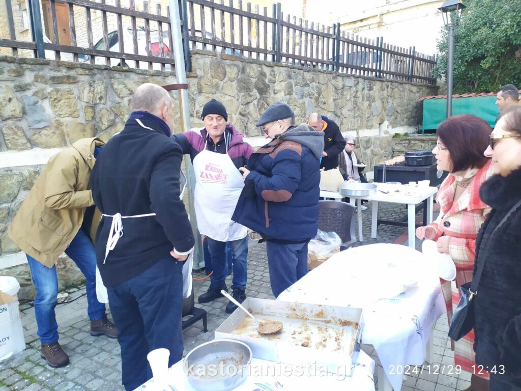 Η γουρουνοχαρά στο Απόζαρι (φωτογραφίες – βίντεο)