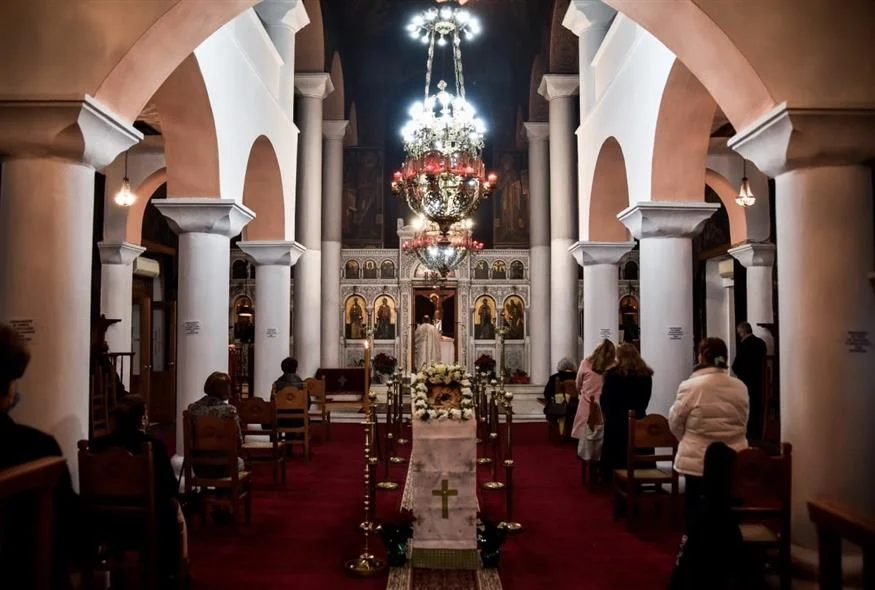 Επίδομα Χριστουγέννων αποκλειστικά για… χριστιανούς – Οι δικαιούχοι