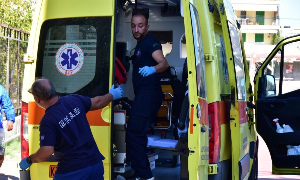 ΕΚΑΒ: Μια εβδομάδα μπορεί να κρατήσει μια ζωή