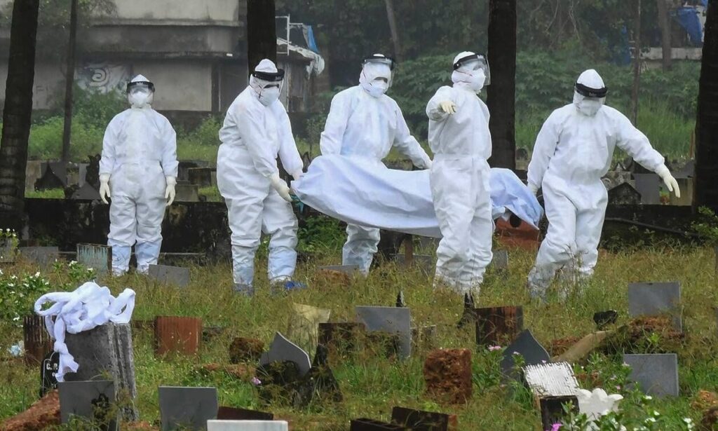 Παγκόσμιος συναγερμός: Εμφανίστηκε θανατηφόρος ιός – Αιμορραγούν από τα μάτια οι ασθενείς