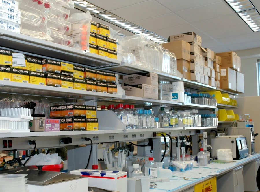 Γίνεται μεταφορά και αποθήκευση φαρμάκων χωρίς ψυγείο; Και όμως… γίνεται