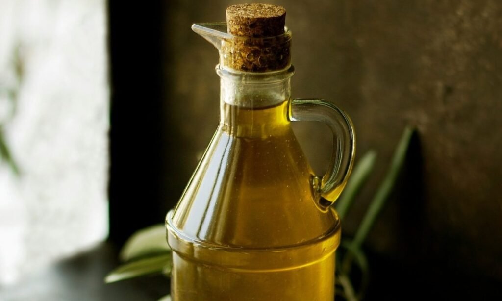 Ελαιόλαδο: Πήραν τον κατήφορο οι τιμές – Πόσο πωλείται ο τενεκές