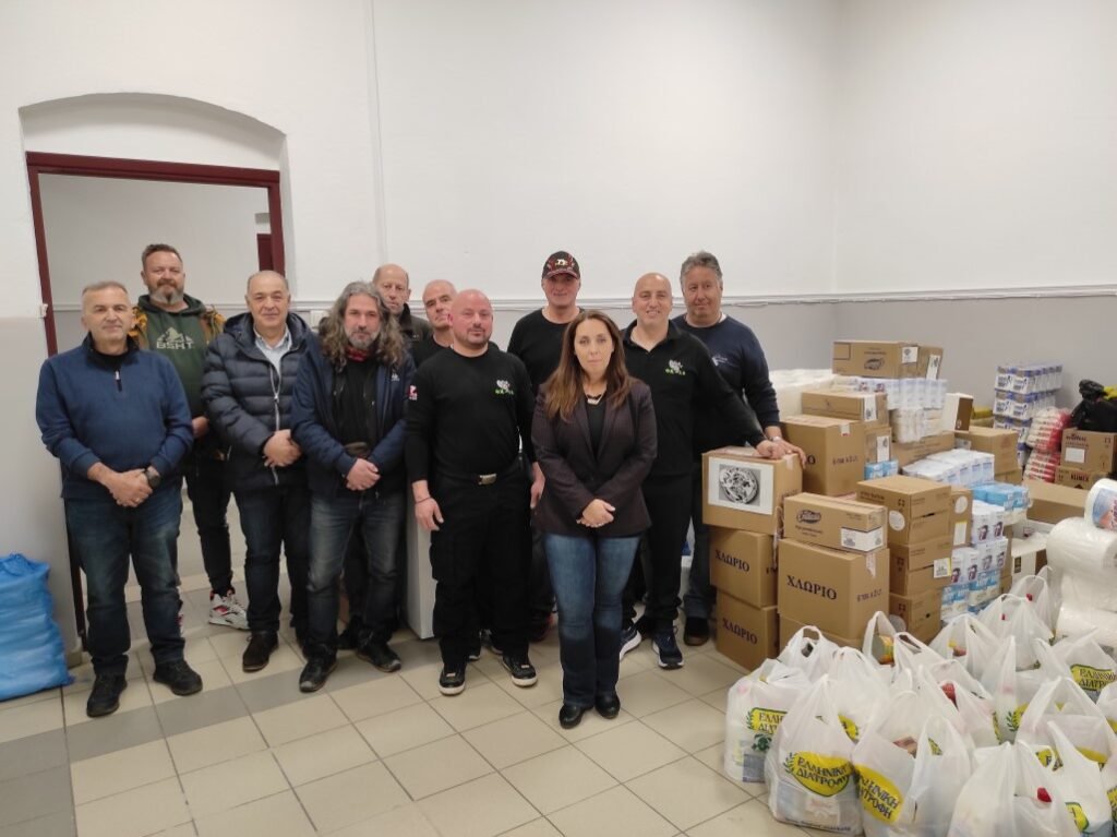 Μαζί μπορούμε να πετύχουμε πολλά: Παράδοση τροφίμων σε δημότες που έχουν ανάγκη