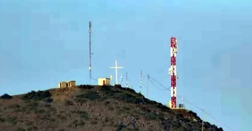 Η Ελληνική λύση για την κατεδάφιση του Σταυρού από το Μαύρο Βουνό στο Μανιάκι